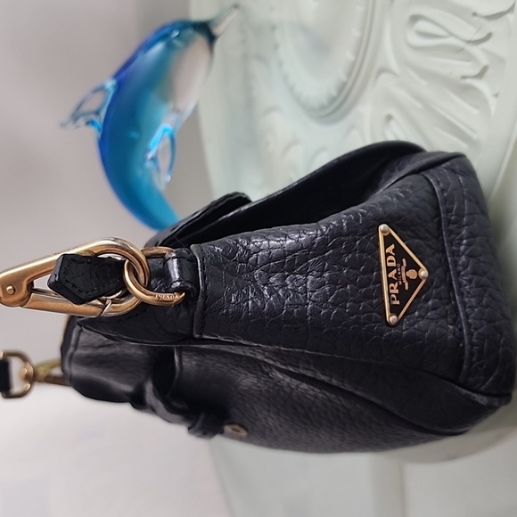 Prada shoulder bag and dust bag - Picture 12 of 16